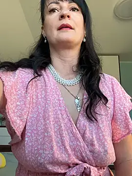 CherryCherry03 online show from 5, 4, 2026