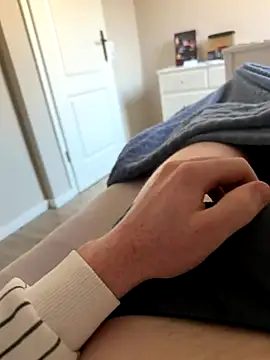 angei094 online show from 17, 12, 2025