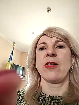 AhlyssaLove1155 online show from 25, 5, 2026