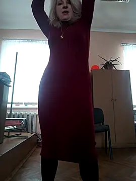 AhlyssaLove1155 online show from 4, 2, 2026