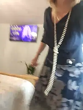 AhlyssaLove1155 online show from 17, 5, 2026