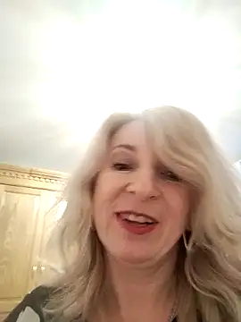 AhlyssaLove1155 online show from 19, 3, 2026