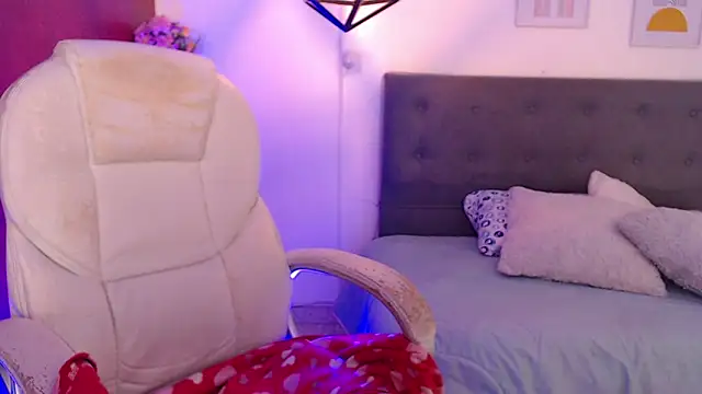 dany bannany online show from 1, 4, 2026