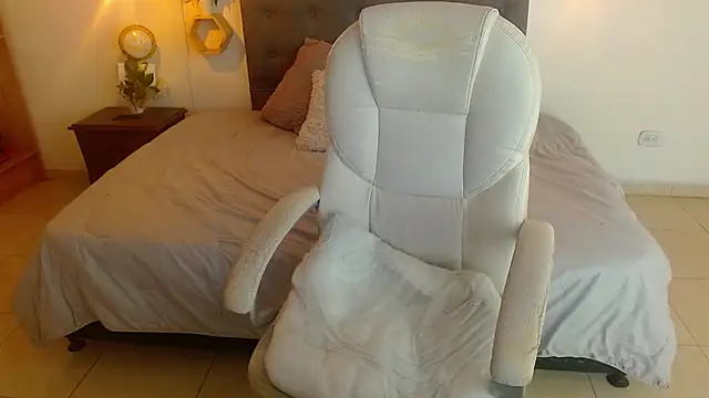 dany bannany online show from 10, 1, 2026