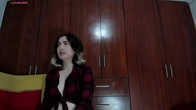 carly grasso online show from 14, 4, 2026