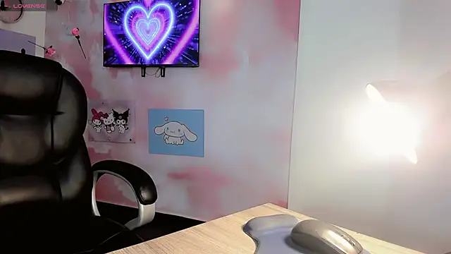 Melany Alejandra online show from 25, 2, 2026