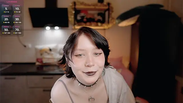 Snapshot of Nickari chatting on 20, 5, 2026 Nickari online show from 20, 5, 2026