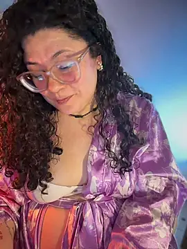 Snapshot of VanesssaMilf_ chatting on 26, 6, 2026 VanesssaMilf online show from 26, 6, 2026