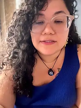 VanesssaMilf  online show from 13, 4, 2026