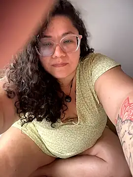 VanesssaMilf  online show from 25, 3, 2026