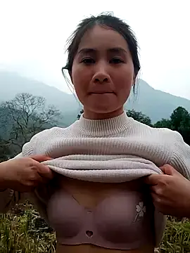 Him MountainGirl online show from 11, 1, 2026