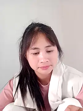 Him MountainGirl online show from 17, 2, 2026