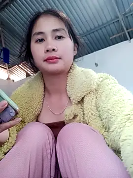 Him MountainGirl online show from 22, 12, 2025