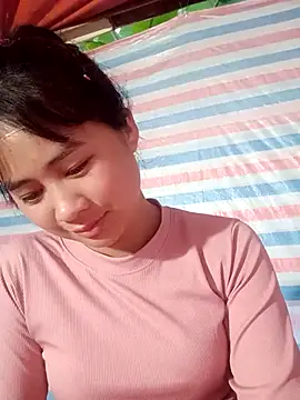 Him MountainGirl online show from 7, 2, 2026