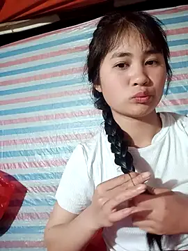 Him MountainGirl online show from 5, 2, 2026