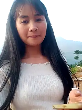 Him MountainGirl online show from 6, 2, 2026