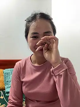 Him MountainGirl online show from 21, 4, 2026