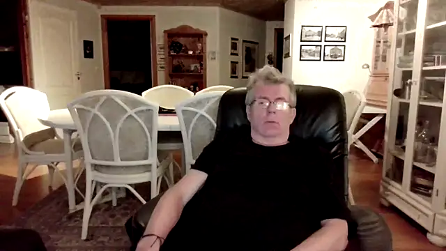 Mortimer Orawan online show from 3, 2, 2026