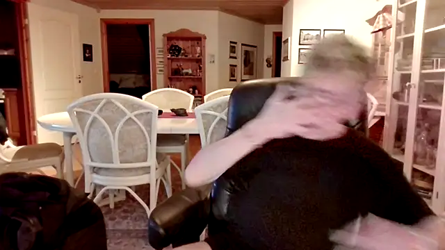 Mortimer Orawan online show from 18, 3, 2026