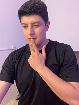 Snapshot of Goldenknight33 chatting on 11, 2, 2026 Goldenknight33 online show from 11, 2, 2026