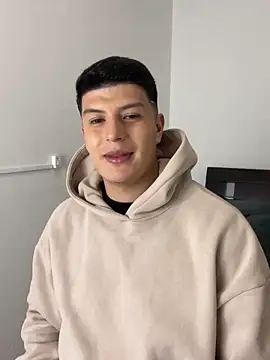 Snapshot of Goldenknight33 chatting on 13, 2, 2026 Goldenknight33 online show from 13, 2, 2026