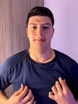 Snapshot of Goldenknight33 chatting on 19, 12, 2025 Goldenknight33 online show from 19, 12, 2025