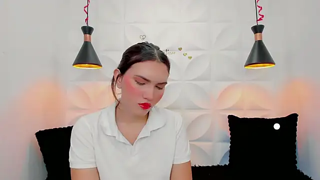 valeriecute18 online show from 17, 2, 2026