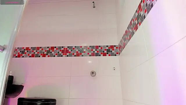 valeriecute18 online show from 6, 4, 2026