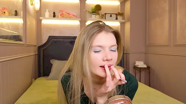 Vivien Hans online show from 12, 2, 2026