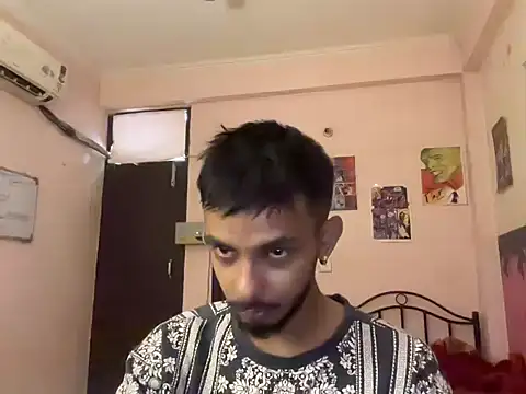 Snapshot of CutieDickBoiii chatting on 7, 6, 2026 CutieDickBoiii online show from 7, 6, 2026