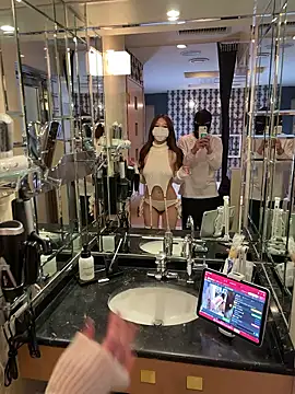  noanyan  online show from 17, 4, 2026