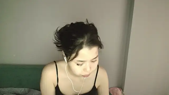 Snapshot of kimyjina chatting on 19, 5, 2026 kimyjina online show from 19, 5, 2026