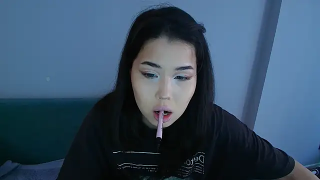 Snapshot of kimyjina chatting on 28, 5, 2026 kimyjina online show from 28, 5, 2026