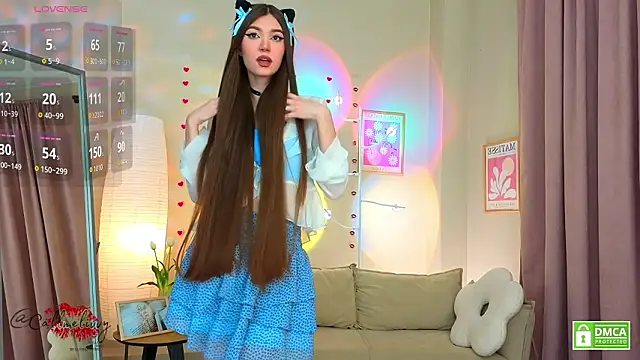 oliviaah  online show from 13, 3, 2026