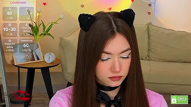 oliviaah  online show from 12, 3, 2026