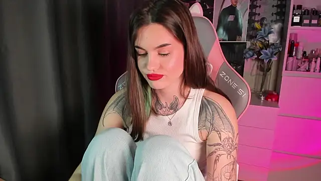 Snapshot of NikkieKitty chatting on 19, 3, 2026 NikkieKitty online show from 19, 3, 2026
