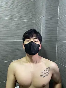 kimze7 online show from 4, 3, 2026