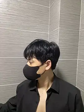 kimze7 online show from 5, 4, 2026