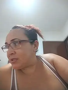 Nini Love  online show from 27, 3, 2026