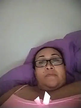 Nini Love  online show from 12, 7, 2026