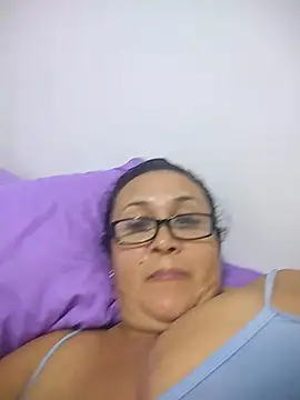 Nini Love  online show from 19, 7, 2026