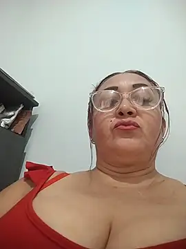 Nini Love  online show from 13, 2, 2026