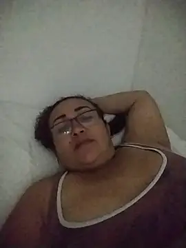 Nini Love  online show from 25, 2, 2026