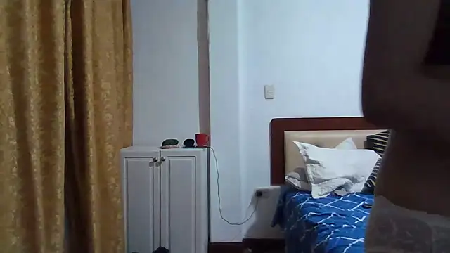 Hot Contrasts online show from 14, 3, 2026