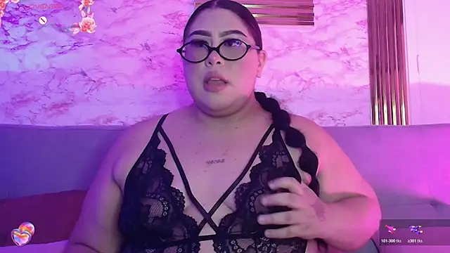 Snapshot of Mia_Carters chatting on 16, 5, 2026 Mia Carters online show from 16, 5, 2026