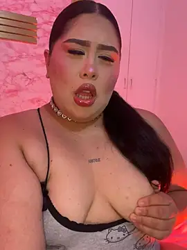 Snapshot of Mia_Carters chatting on 5, 4, 2026 Mia Carters online show from 5, 4, 2026