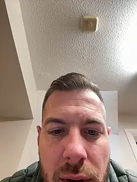 cheekycherryx online show from 13, 12, 2025