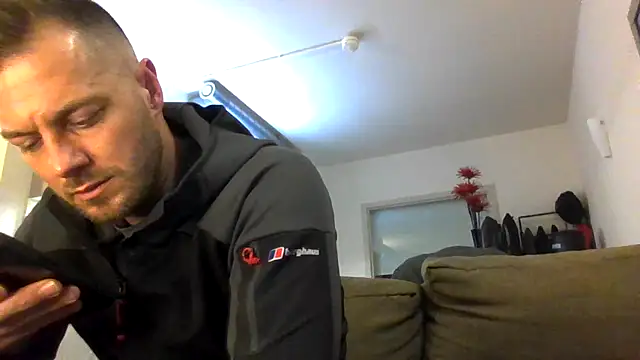 cheekycherryx online show from 22, 2, 2026