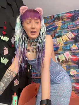 Tattoo  Moon online show from 8, 4, 2026