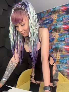 Snapshot of Tattoo__Moon chatting on 22, 5, 2026 Tattoo Moon online show from 22, 5, 2026